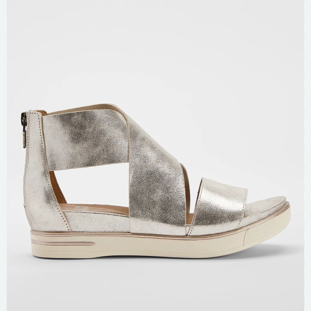 Eileen Fisher Metallic Silver and Gold Sandals 8.5 Great condition
